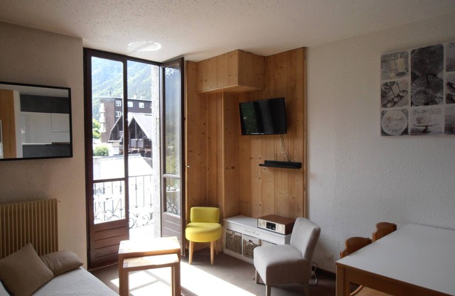 Chamonix, 1 bedroom apartment, 4 to 6 people 300 meters from the center, Mont Blanc view