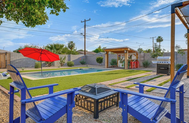 Chandler Home 7 Blocks to Dtwn w/Backyard Oasis!