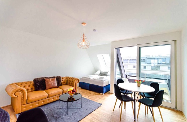 ★Charismatic Vienna Oasis★ | 5★ Location + Balcony