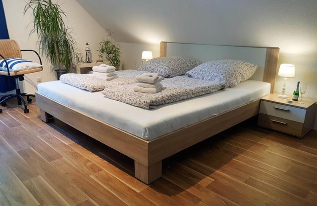 Charmante Ferienwohnung 3 Zimmer Kueche Bad zentrale Lage