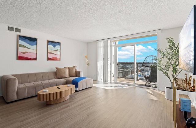 Charming 1-bedroom apartment in fabulous Marina del Rey with WiFi, fitness room
