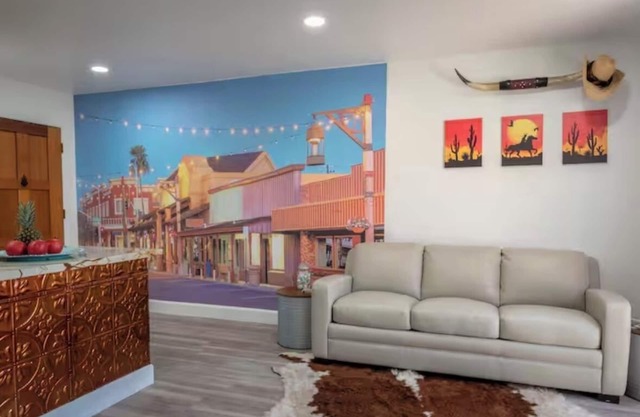 Charming 1-bedroom western themed condo in marvelous Old Town Scottsdale