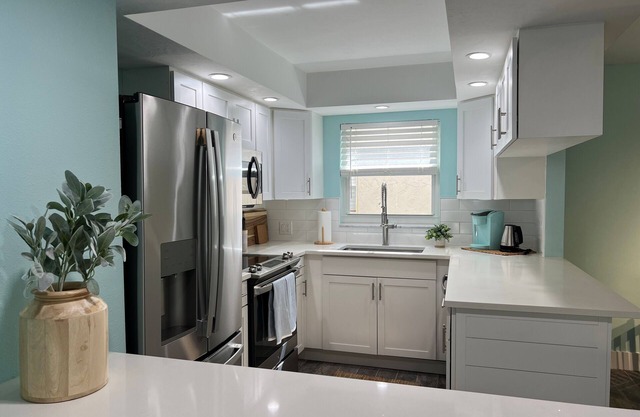 Charming 2 Bedroom, 2 Bathroom Condo in Naples, Florida