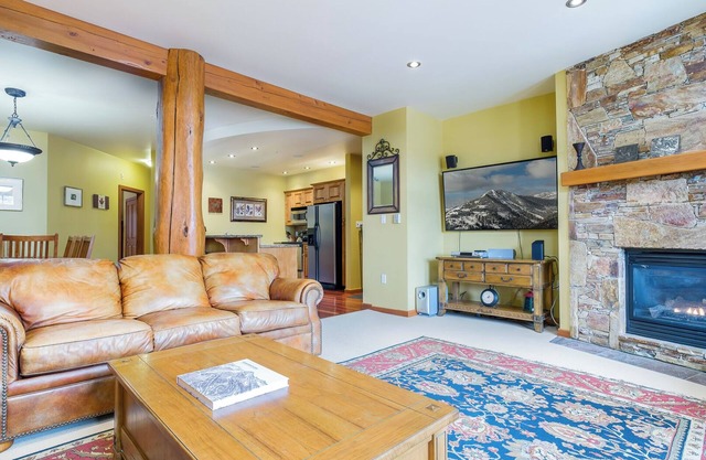 Charming 2-bedroom condo!