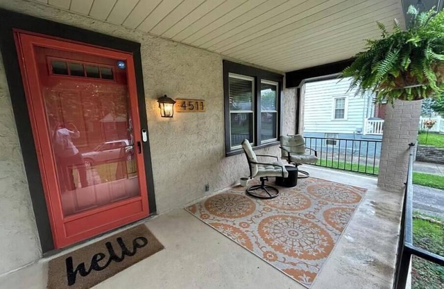 Charming 2-bedroom house in brilliant Louisville