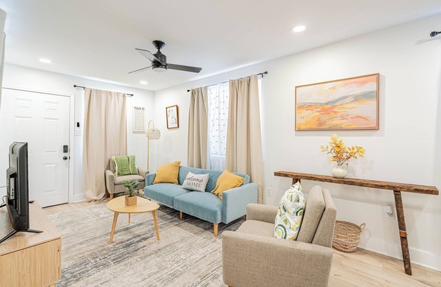 Charming 2-bedroom house in marvelous New Orleans with WiFi, AC
