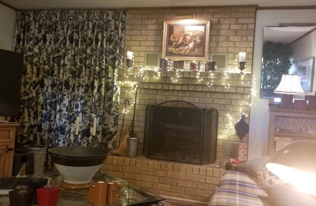 Charming 2-bedroom bed & breakfast in tranquil Wills Point with free WiFi,n