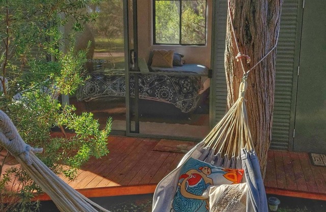 Charming 3-bedroom cabin in a nature's paradise on Kangaroo Island