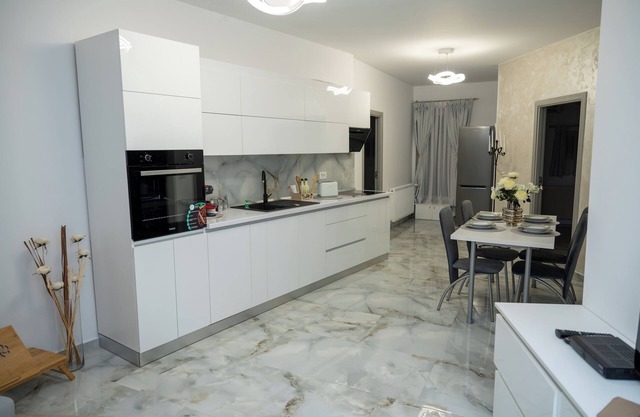 Charming 3-bedroom apartment with WiFi, AC in lovely Lugoj
