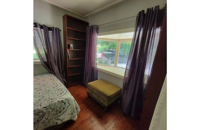 Charming 3 bedroom cottage on Niagara Escarpment