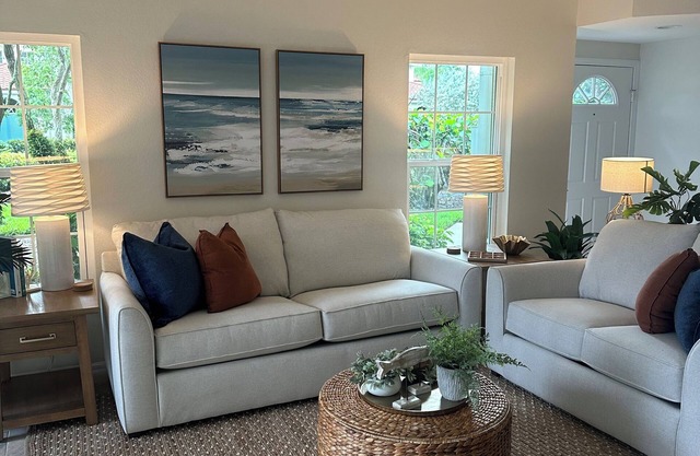 Charming 3-bedroom, ground level condo in Lighthouse Bay with all the amenities