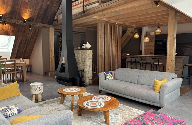 Charming 4BR Townhouse with Modern Interior in Villard-de-Lans