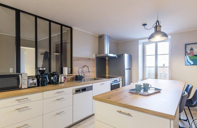 Charming Apartment in Saint-Pair-sur-Mer - View of Granville