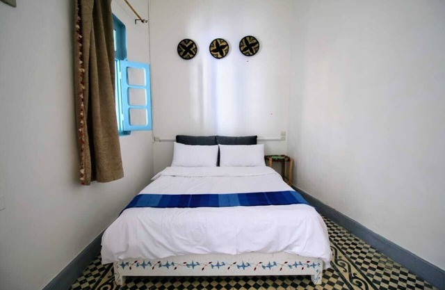 Charming apartment in the heart of the old city near the beach