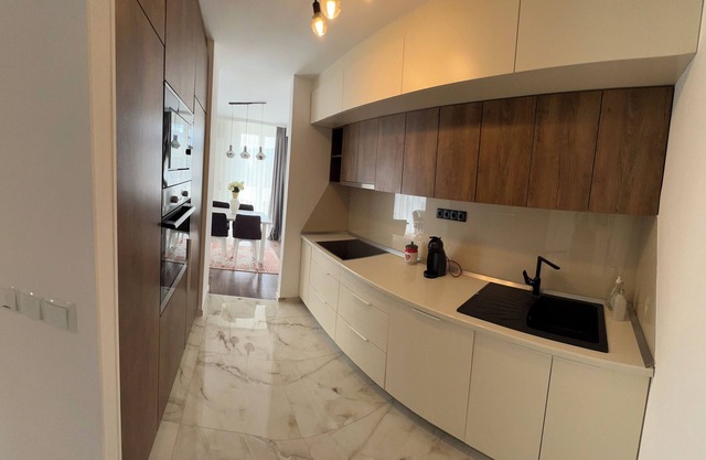 Charming Apartment Near the Airport – Surrounded by Nature and Local Attractions
