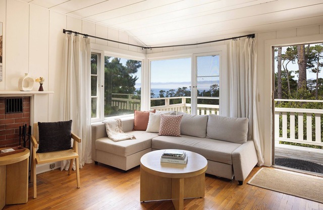 Charming Carmel Cottage | Ocean & Mountain Views | Walkable to DT Carmel