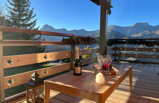 Charming chalet with sauna and mountain views