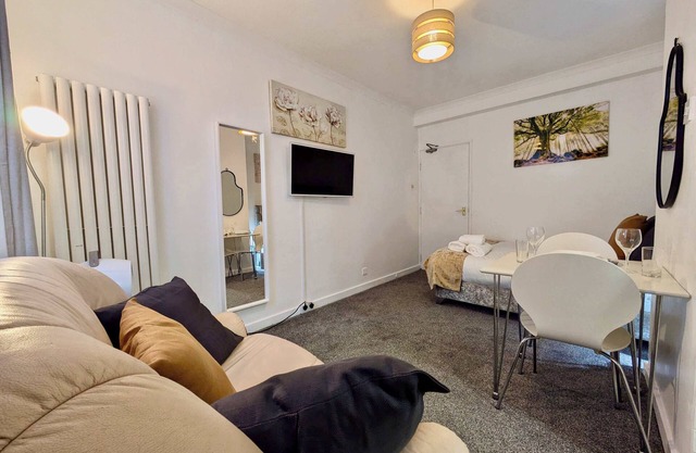 Charming Chelsea Studio Near Battersea Park