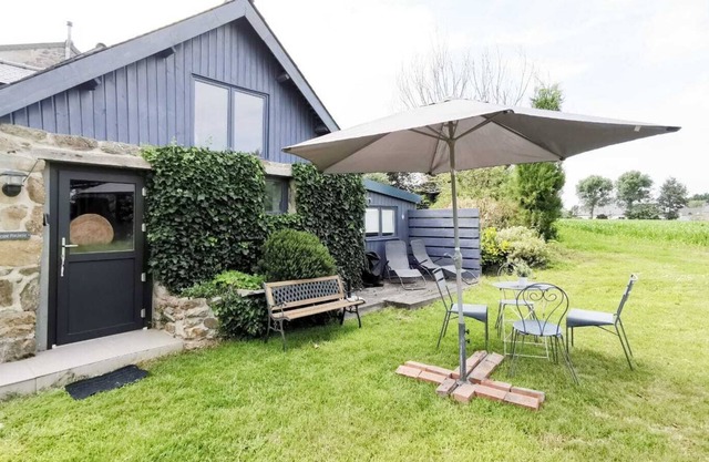 Charming cottage for 4 people near the sea