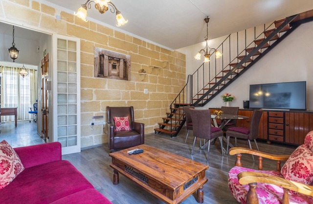 Charming Duplex Apartment in the centre of Sliema