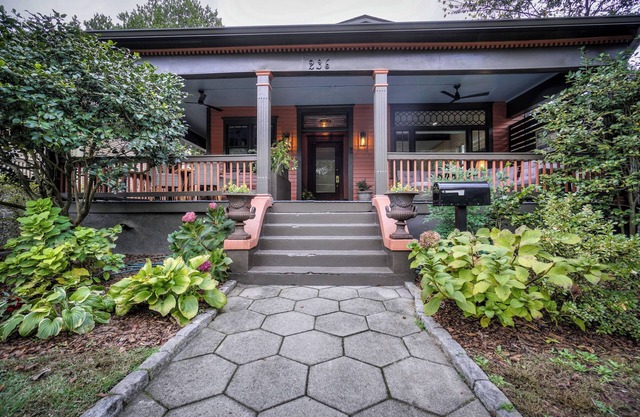 Charming Historic One-Bedroom in Atlanta's Inman Park-Perfect for Professionalsn