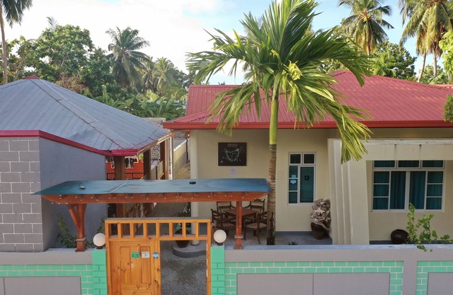 CHARMING HOLIDAY LODGE