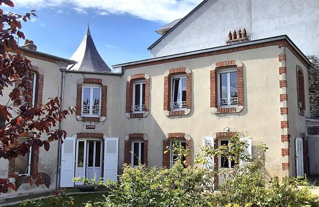 Charming house close to the centre in Granville
