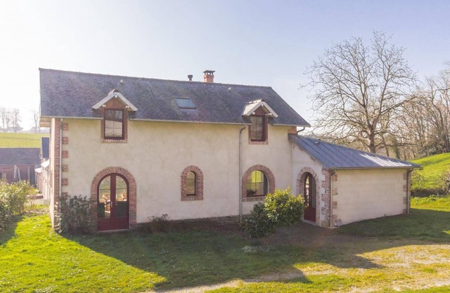 Charming house near Granville with garden and terrace