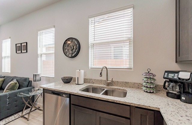 Charming house in tranquil Tucson close to Saguaro National Park with AC, Wi-Fi