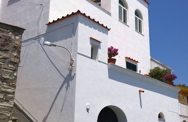 Charming house with patio and seaview