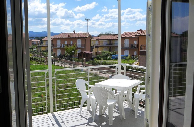 Charming Newly Built Two Bedroom Apartment in Marina di Castagneto