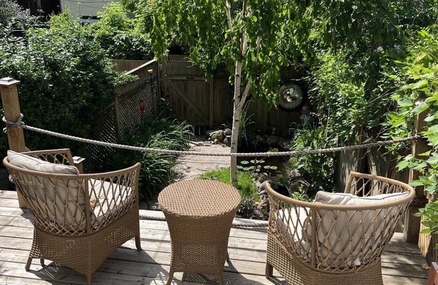 Charming Parkside Oasis in historic Cabbagetown