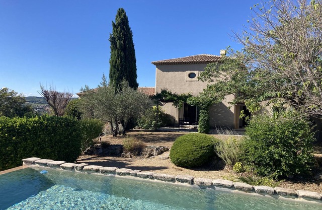 Charming Provencal house with private pool and exceptional view