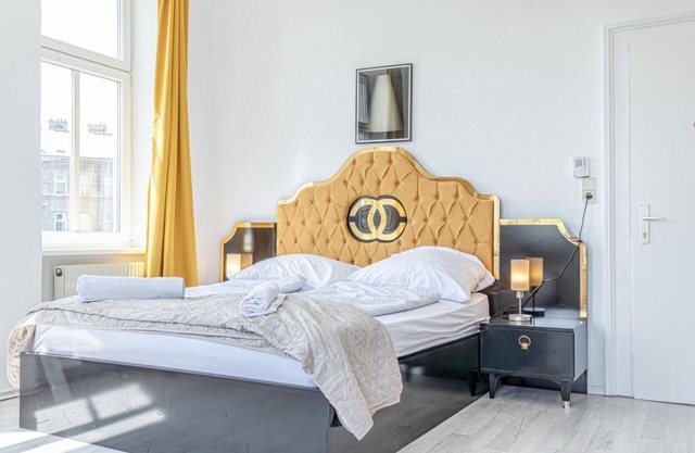 Charming Room Next to Millennium City & Subway