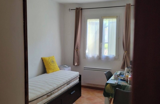 CHARMING STUDIO close to the center of CASTELLANE, du VERDON
