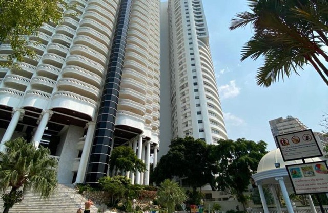 Charming Studio sea-view apartment in phenomenal North Pattaya