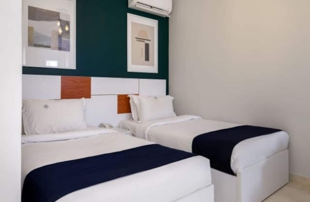 Charming Twin Superior Studio with Garden Views and Free Breakfast