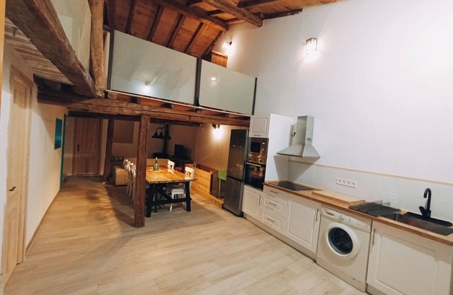 Charming village house (Pets are welcome at no extra cost)