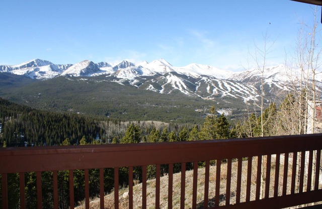 Charter Ridge #20: Impeccable Views of Breckenridge- Scenic Private Hot Tub