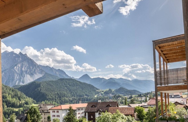 CHASA GISEP STUDIO: HOLIDAYS IN SCUOL, THAT MEANS RELAXATION IN A TYPICAL ENGADIN VILLAGE!