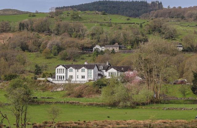 CHASE VIEW, pet friendly, with a garden in Bowness-On-Windermere