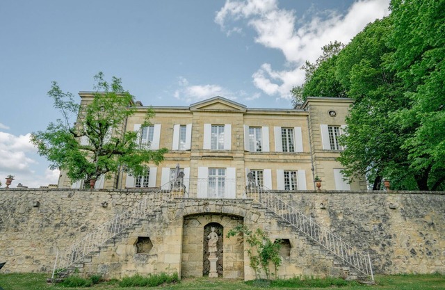 Chateau Lamothe: An Elegant French Castle on a Scenic Vineyard