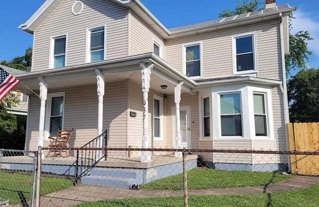 Cheerful 3-bedroom house Sleep 11