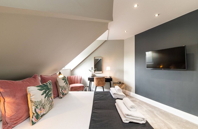 Chelmsford Loft 6 Penthouse