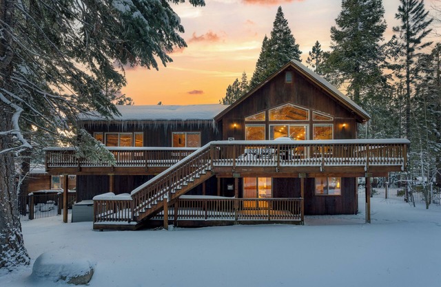 Cherry Hills | Spacious Tahoe Cabin with Deck, Fireplace & Open Interiors