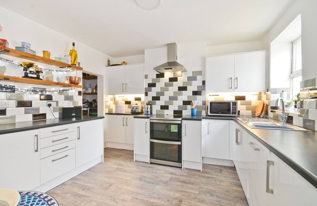 Cherry Tree Cottage, Cottage close to amenities