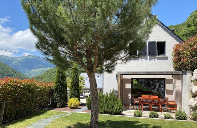 CHEZ VANES ET LUDO HOUSE NEAR LOUDENVIELLE BALNEA PEYRAGUDES