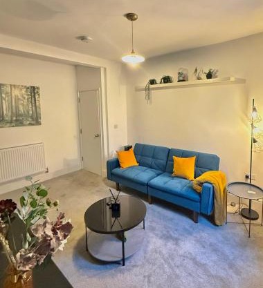 Chic 2 Bedroom