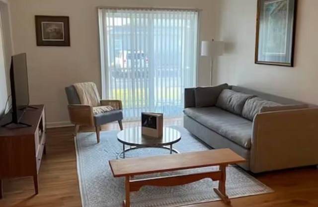 Chic Charming upscale Condo in Lewes DE