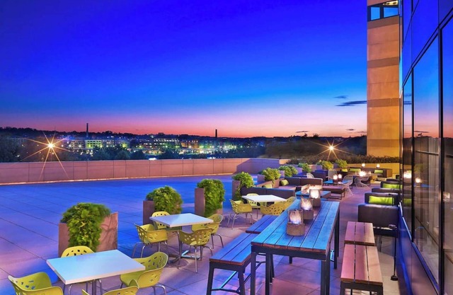 Chic D.C. Stay | Potomac Views. Steps to Metro